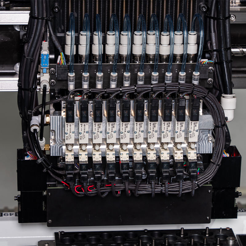 High Speed High Stability 10 Heads 100 Feeders Charmhigh TS10 SMD SMT Pick and Place Machine, Large PCB Assembly Line CPK≥1.0