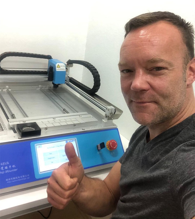 All-in-one CHMT48VA Desktop SMT Pick and Place Machine, 2 Heads 29 Feeders, Embedded Linux System, Vision system