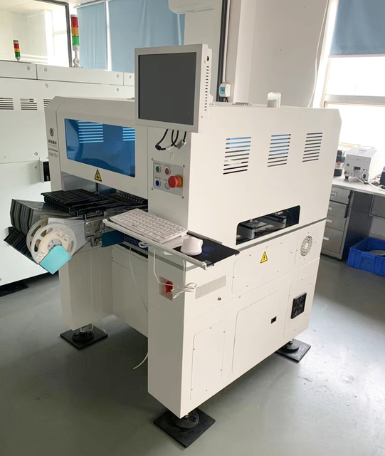 Charmhigh CHM-551 Desktop 4 Heads SMT Pick and Place Machine Auto